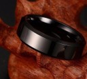 Anello da uomo in titanio nero 2