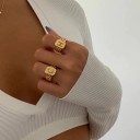 Anillo de mujer con letra del alfabeto. 3