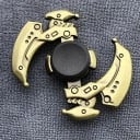 Antistress metalen fidget spinner met decoratief motief Draaiende speelgoed voor de vingers om spanning te verlichten Oudgouden uitstraling Grootte 8