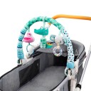 Arco infantil com chocalhos 31 x 51/87 cm Com clip para o carrinho e berço Suporte para 3 brinquedos suspensos Um brinquedo com melodia Estímulo 2