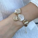 Armband met parelmoeren schakels en schelpbedel, onregelmatige vormen, damesarmband met maritiem motief 3