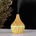 Aroma-Diffusor zur Beduftung des Raumes mit farbigem LED-Hintergrundlicht Tropfenform mit Holzdekor Tank 300 ml USB-Stromversorgung Leistung 2 W 8