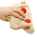 Asciugamano a due strati con gancio e motivo orsetto assorbente rinforzato beige da appendere in bagno e in cucina per uso quotidiano 3