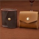 Astuccio da viaggio per piccoli oggetti in vera pelle Pattina a forma di busta con chiusura a bottone metallico Bordo cucito Dimensioni 3
