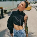 Asymmetrisk crop top til kvinder P1936 1