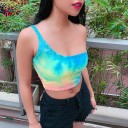 Asymmetrisk regnbuefarvet crop top til kvinder 2