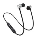 Auriculares sem fios intra-auriculares com microfone e controlo no cabo Bluetooth 4.2 Alcance 10 m Duração da bateria 2,5 horas Pontas 3