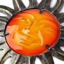 Aurinkoinen seinäkoriste 4