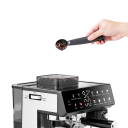 Automatický kávovar zrnkový 1350 W S mlýnkem a napěňovačem mléka Nádržka 2,7 l a tlak 20 barů Dvojitý bojler Černá barva Na espresso i latte 2