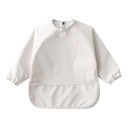 Babete impermeável para crianças com mangas longas e bolso para bebés com botão no pescoço para meninas e meninos 9