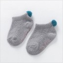 Babysocken mit Bommel 6