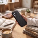 Bagcover med fine prikker til Samsung Galaxy A57 Holdbart Udstående ramme omkring linserne Rugget overflade Dækkede sider og knapper Til hverdag 7