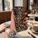 Bagcover til Samsung Galaxy A55 5G Leopardmønster Holdbart og ultra tynd Mat overflade Brun med sorte pletter Sorte kanter Kamera beskyttelse 2