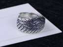 Bague avec aile 3