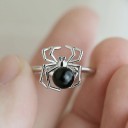 Bague avec araignée 1