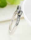 Bague élégante avec zircon 6