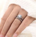 Bague femme avec zircon D875 3