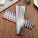 Baguettes de table en acier inoxydable avec poignée colorée 3