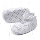 Ballerines pour filles avec une sangle 10