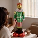 Ballon gonflable debout Vojáček Casse-noisette en uniforme Socle avec 4 pieds Vert rouge et doré Décoration de Noël pour la maison 2