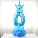 Balon aniversar în formă de cifră cu coroană pentru copii Set cu baloane mici în stâlp Suprafață lucioasă cu model alb Dimensiune 100 cm 10