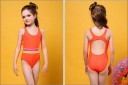 Bañadores de niña con rayas J2492 9