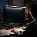 Bara LED de iluminare pentru monitor 55 cm Cu controler rotativ cu memorie 5 temperaturi de culoare Dimming continuu Suport gravitațional Ra95 Negru 5