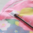 Barevný létající drak ve tvaru koníka s duhovými křídly Lehký polyesterový drak pro děti i dospělé Zábava na větrné dny venku 4