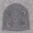 Barnhatt med pompoms Natasha 3