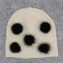 Barnhatt med pompoms Natasha 7
