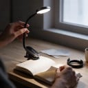 Baseus LED lampa s klipem Plynule stmívatelná Dotyková USB nabíjecí Bezdrátová Šedá Čtecí lampa na knihu a notebook i noční světlo 5