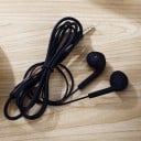 Basørepropper med jack 3,5 mm stik Kontrol på kabel TPE-kabel 1,2 m Frekvens 20 Hz til 20 kHz Impedans 32 Ω 2