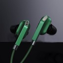 Basowe słuchawki douszne z mikrofonem Odbieranie i kończenie rozmowy Oświetlenie głośności i odtwarzania muzyki Opleciony kabel 1,2 m Wtyk 3