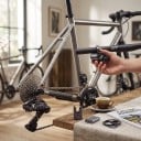 Bezdrôtové elektronické radenie Deore XT Di2 M8250 SGS 12-rýchlostná Prehadzovačka a radenie s nabíjačkou Čierne pre horské bicykle MTB 4