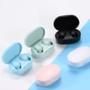 Bezdrôtové sluchátka do uší s nabíjacím boxom pre počúvanie hudby Bluetooth 5.0 Dosah 10 m Výdrž 2 až 5 hodín Môžete používať aj jedno 6