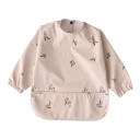 Bib impermeable para niños con mangas largas y estampado de ramas de olivo, babero beige para bebés con bolsillo y botón a presión 1