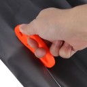 Biztonsági fóliavágó rejtett késsel Műanyag fogantyú ujjnyílással Figyelemfelkeltő narancssárga szín Méretek 10 x 5,8 cm 2