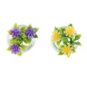 Blommor med en vas för en docka 3