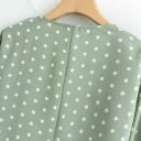 Blouse femme verte claire à pois blancs Décolleté en V avec nouage à l'avant Coupe courte Manches longues avec élastique Polyester 4
