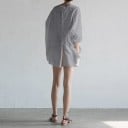 Blusa ampia da donna in 100% cotone Collo rotondo Maniche ampie risvoltate Retro allungato Spacchi laterali Pieghe sul petto 6