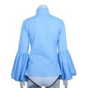 Blusa azul para mujer con largas mangas abullonadas Cuello alto con borde fruncido Tres botones en el cuello Corte recto Algodón y poliéster 4