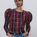 Blusa da donna con spalle voluminose e maniche lunghe Motivo a quadri in rosso e nero con linee bianche Collo rotondo Poliestere 1