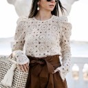 Blusa da donna in pizzo con motivo circolare Maniche lunghe e spalle arricciate Collo rotondo Colore crema Poliestere e cotone 3