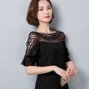 Blusa de mujer con perforaciones 5