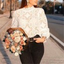 Blusa de renda feminina com mangas longas Renda branca transparente com padrão floral Volantes nas mangas Gola alta Algodão e poliéster 6