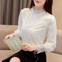 Blusa elegante con encaje 5