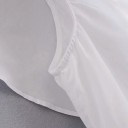 Blusa feminina branca com volante assimétrico do braço ao lado Mangas curtas Decote redondo Bainha ondulada Algodão e poliéster 6