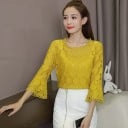 Bluză damă cu model perforat și cercuri Mâneci evazate până la trei sferturi Decolteu rotund Margini decorative Aspect formal Polyester 6
