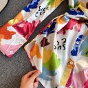 Bluză pentru femei cu imprimeu abstract colorat pe fundal alb Legare la talie Mâneci lungi cu manșete largi Guler de cămașă Poliester 6