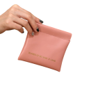 Bolsa de cosméticos de PU 12 x 11,5 cm Bolsa de almacenamiento impermeable para monedas Cables de datos Auriculares Sobre rojo Monedero 2